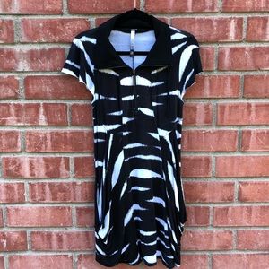Kensie Zebra Dress with Pockets